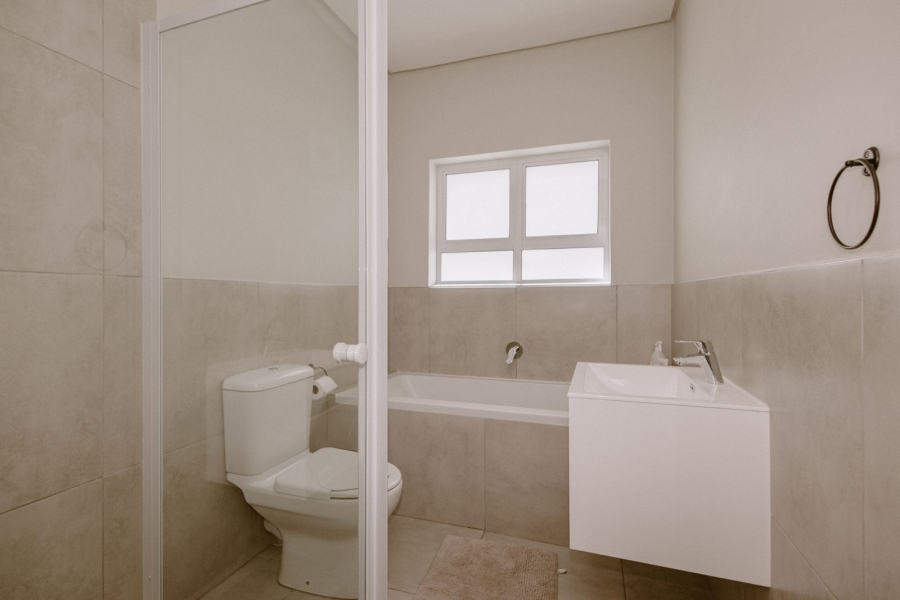 3 Bedroom Property for Sale in Stonewood Security Estate Western Cape